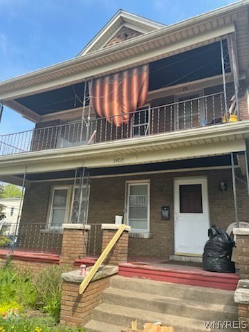 Walnut Ave, Niagara Falls, NY 14301