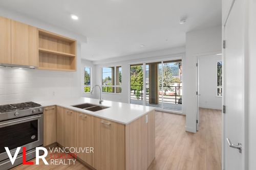 206-741 Anskar Crt, Coquitlam, BC, V3J0N3 | Card Image