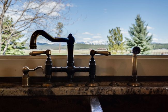 Views from a kitchen sink | Image 21