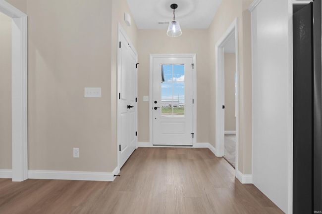 SUITE-1 - 1627 Theo Drive, Condo with 3 bedrooms, 2 bathrooms and null parking in Evansville IN | Image 4