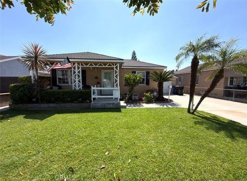 5552 Vonnie Ln, Cypress, CA, 90630-2334 | Card Image