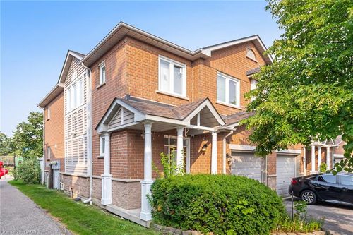 30-833 Scollard Crt, Mississauga, ON, L5V2B4 | Card Image