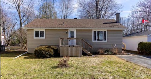 12400 County Rd 18, Williamsburg, ON, K0C2H0 | Card Image