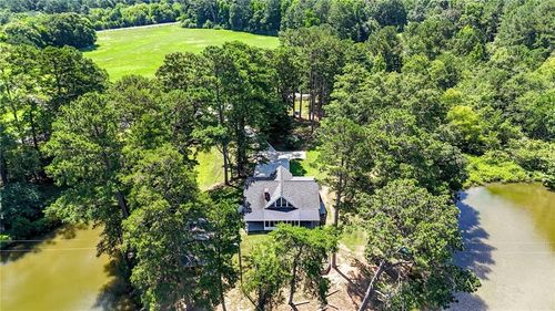 197 Big Springs Rd Se, Calhoun, GA, 30701-4240 | Card Image