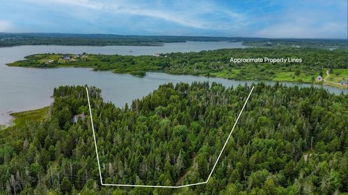 94 Vernas Ln, Jonesport, ME, 04649 | Card Image