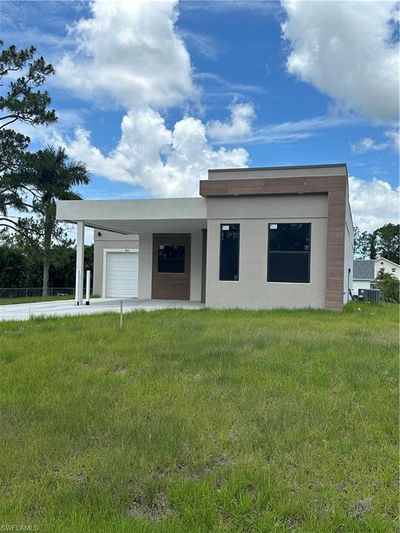 2011 Olsen Ln, House other with 3 bedrooms, 2 bathrooms and null parking in Lehigh Acres FL | Image 1