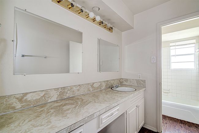 2020 Cliffside Dr, House other with 3 bedrooms, 2 bathrooms and null parking in Edgecliff Village TX | Image 20