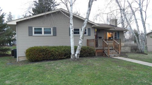 416 W Clarence St, Dodgeville, WI, 53533-1808 | Card Image