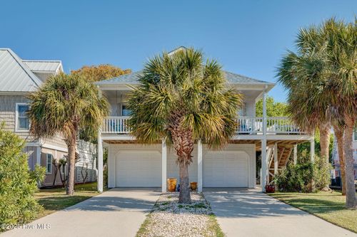 512 Sandman Dr, Kure Beach, NC, 28449-3788 | Card Image
