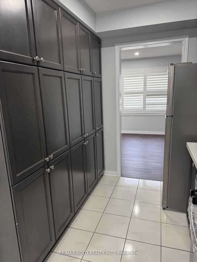 13 Viewforth Rd, House attached with 4 bedrooms, 2 bathrooms and 1 parking in Brampton ON | Image 23