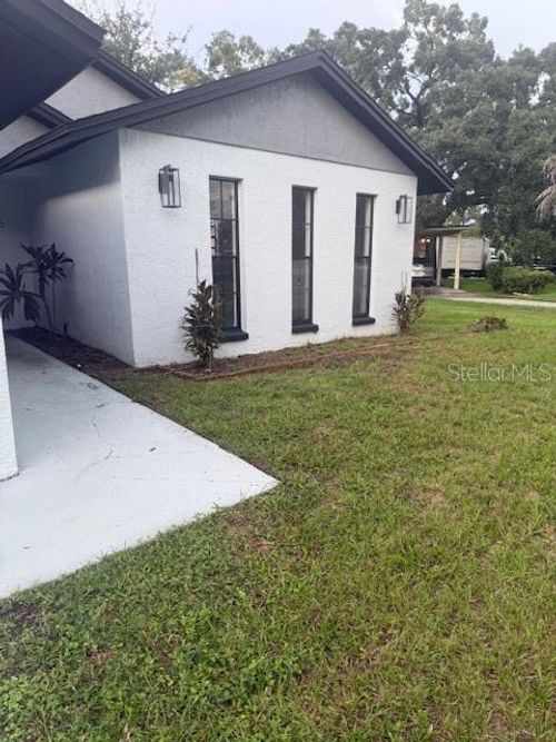 225 Ronnie Cir, Orlando, FL, 32811-1532 | Card Image