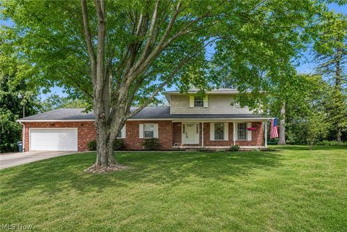 4029 Bel Air Ave Nw, Canton, OH, 44718-2711 | Card Image