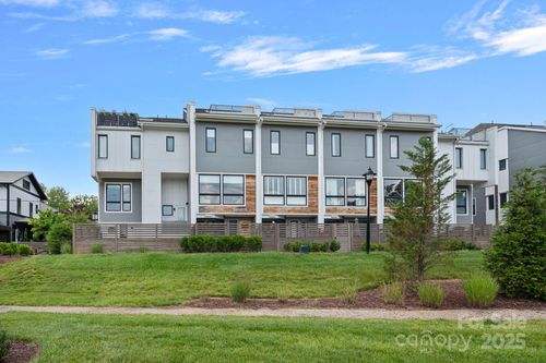 2745 Shenandoah Ave, Charlotte, NC, 28205-6936 | Card Image