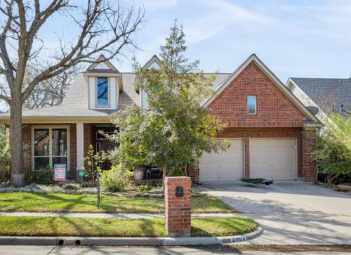 2002 Brianna Ln, Arlington, TX, 76001-8406 | Card Image
