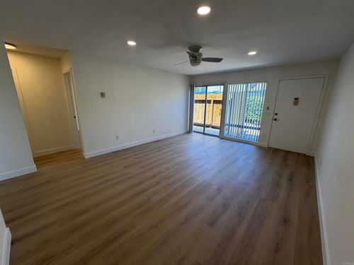 g10-403 Requeza St, Encinitas, CA, 92024-3747 | Card Image