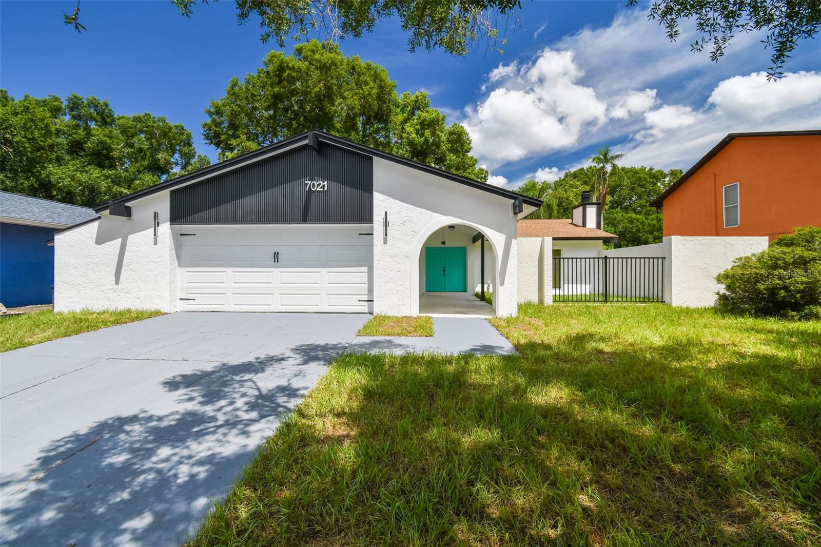 Twelve Oaks Blvd, Tampa, FL 33634