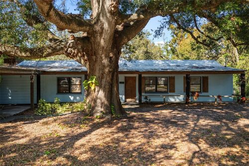 1715 W Overpar Drive, Tampa, FL, 33612 | Card Image