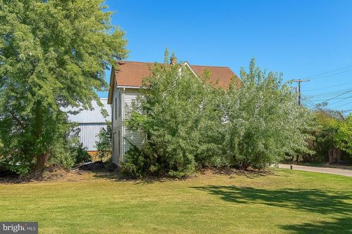 2713 Wilson St, LATROBE, PA, 15650-3287 | Card Image