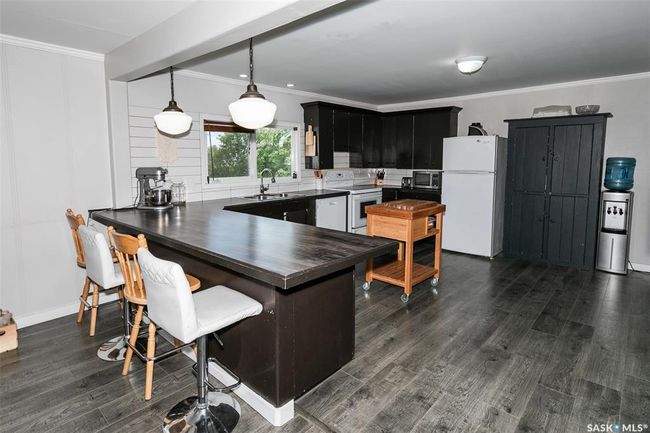 624 Pacific Ave, Home with 4 bedrooms, 2 bathrooms and 5 parking in Kerrobert SK | Image 9