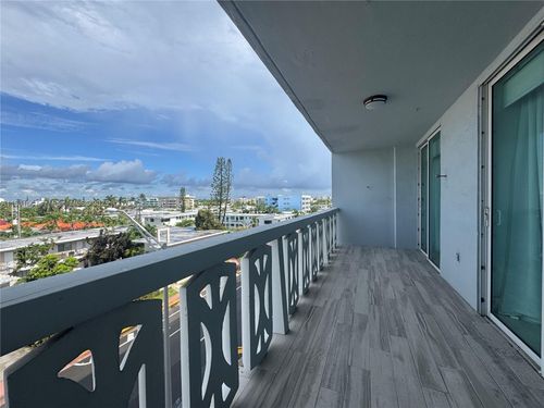 apt-508-8233 Harding Ave, Miami Beach, FL, 33141-5217 | Card Image