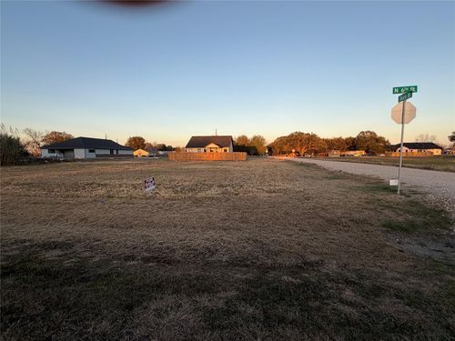 6th 6th St, Beasley, TX, 77417 | Card Image