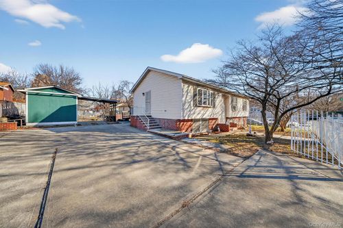 895 E 172nd Street, New York, NY, 10460 | Card Image