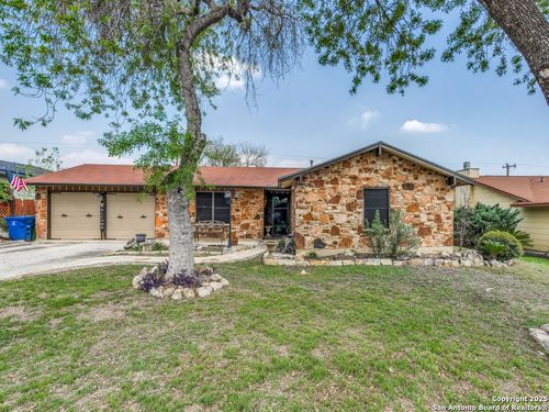 2118 Cedar Run Dr, San Antonio, TX, 78245-1913 | Card Image