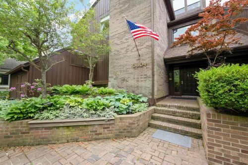 3304 Columbia Pkwy, Cincinnati, OH, 45226 | Card Image