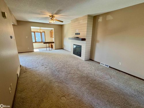 3a-1201 N Clark St, Carroll, IA, 51401-2053 | Card Image
