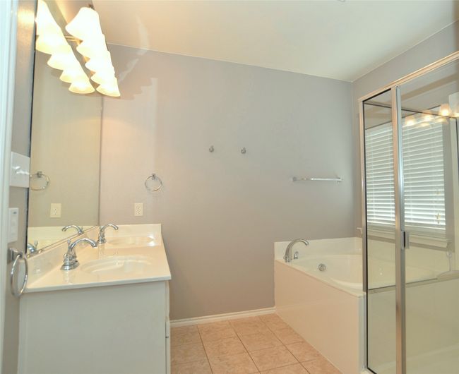 12717 Old Macgregor Ln, House other with 4 bedrooms, 2 bathrooms and null parking in Fort Worth TX | Image 18