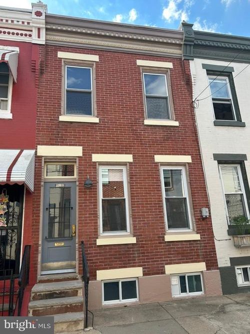 1808 N Mutter St, PHILADELPHIA, PA, 19122-2418 | Card Image