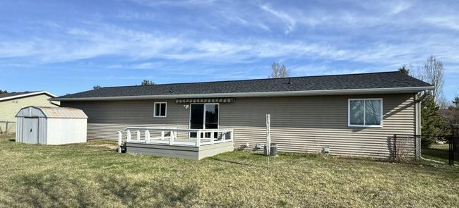 606 Tenth St W, House other with 3 bedrooms, 2 bathrooms and null parking in Park Rapids MN | Image 7