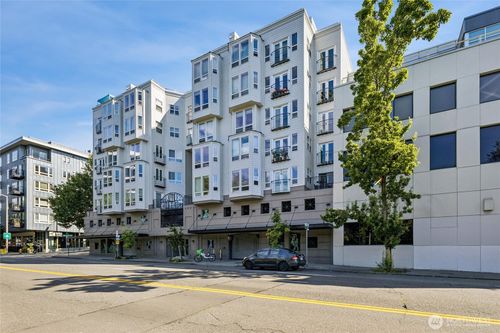 110-3028 Western Ave, Seattle, WA, 98121-1066 | Card Image
