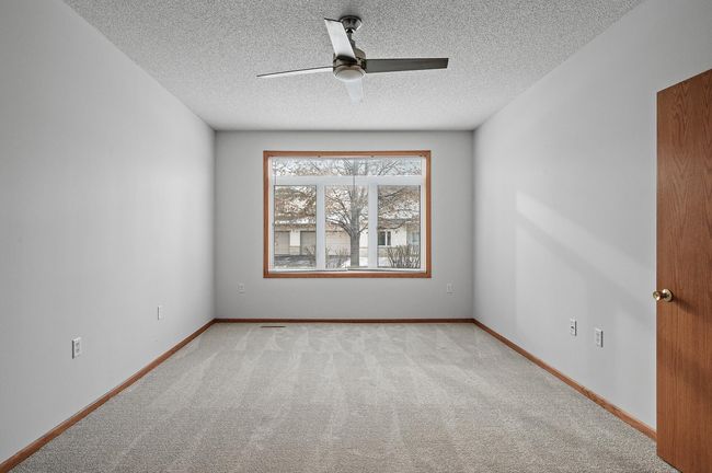 1118 Crystal Pl W, Townhouse with 2 bedrooms, 2 bathrooms and null parking in Chaska MN | Image 24