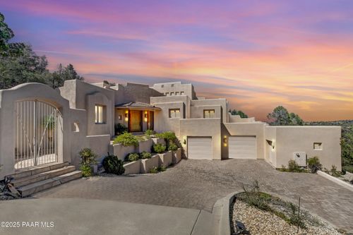 628 W Lee Blvd, Prescott, AZ, 86303-6749 | Card Image