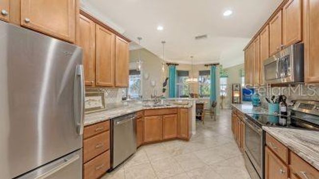 872 Clear Lake Dr, House other with 3 bedrooms, 2 bathrooms and null parking in ENGLEWOOD FL | Image 16