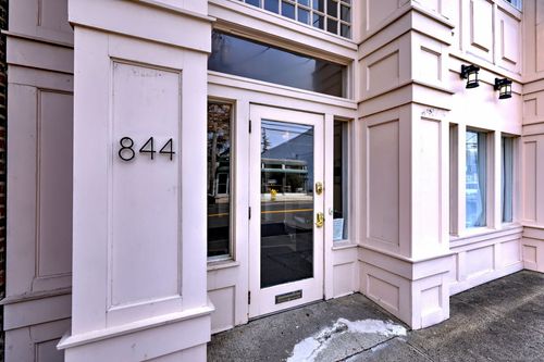 2-844 Grand Ave, New Haven, CT, 06511-4922 | Card Image