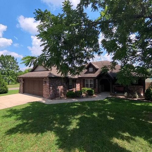 602 Oak Park Blvd, West Plains, MO, 65775-5195 | Card Image