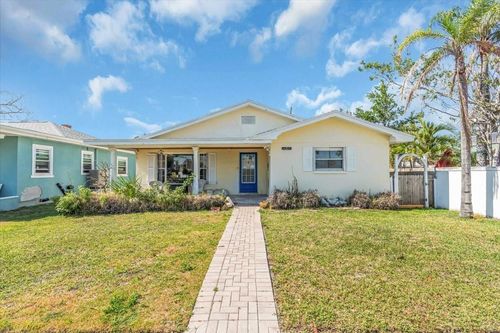5713 Shore Blvd S, GULFPORT, FL, 33707-6037 | Card Image