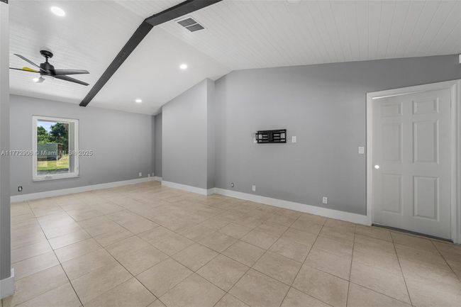 15696 Ferris Pl, House other with 5 bedrooms, 3 bathrooms and null parking in LOXAHATCHEE FL | Image 14