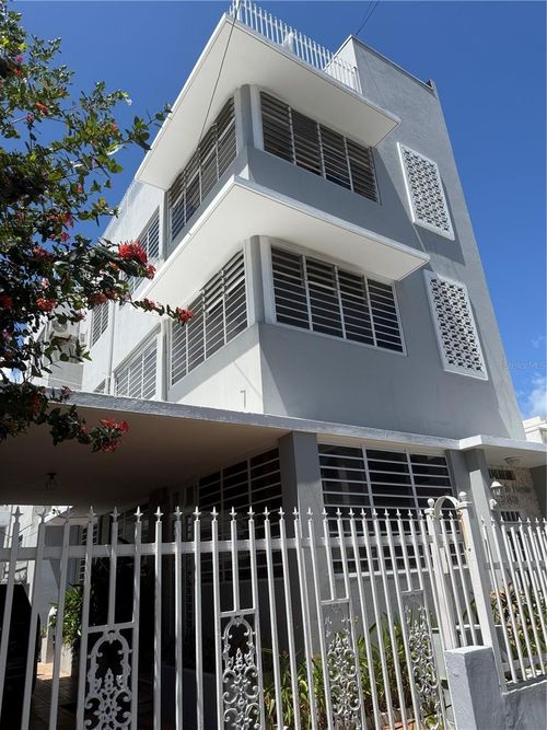 1510 Las Marías St., San Juan, PR, 00911 | Card Image