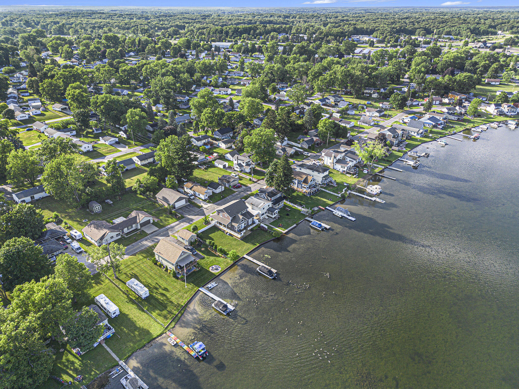 Residential Lease in Leoni Township 4