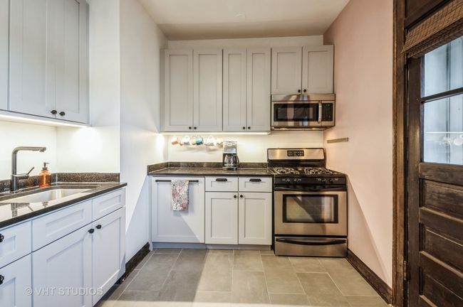 APT-3 - 2955 N Kedzie Ave, Home with 2 bedrooms, 1 bathrooms and null parking in CHICAGO IL | Image 6