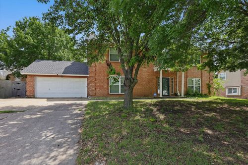 10313 Gray Oak Ln, Fort Worth, TX, 76108-3761 | Card Image