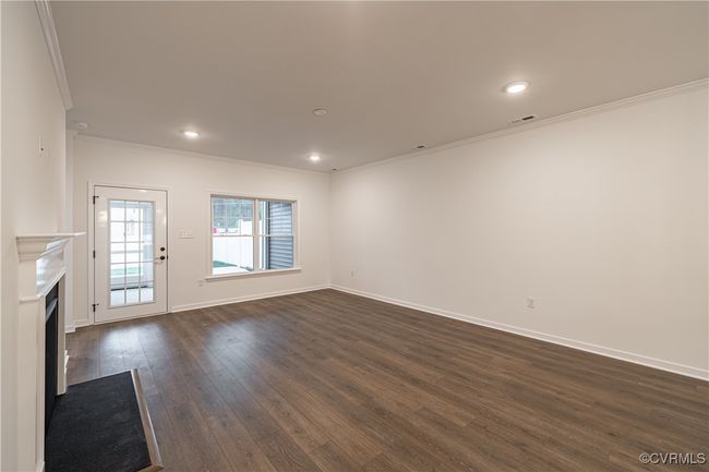 Photo from Boone Homes Gallery; photo of similar home, not home for sale; upgrades shown | Image 9