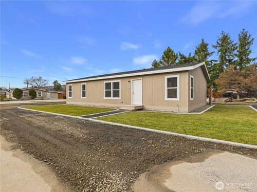 403 2nd Ave Sw, Rock Island, WA, 98850 | Card Image