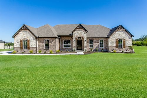 1014 Gonzollas Rd, Springtown, TX, 76082-2682 | Card Image