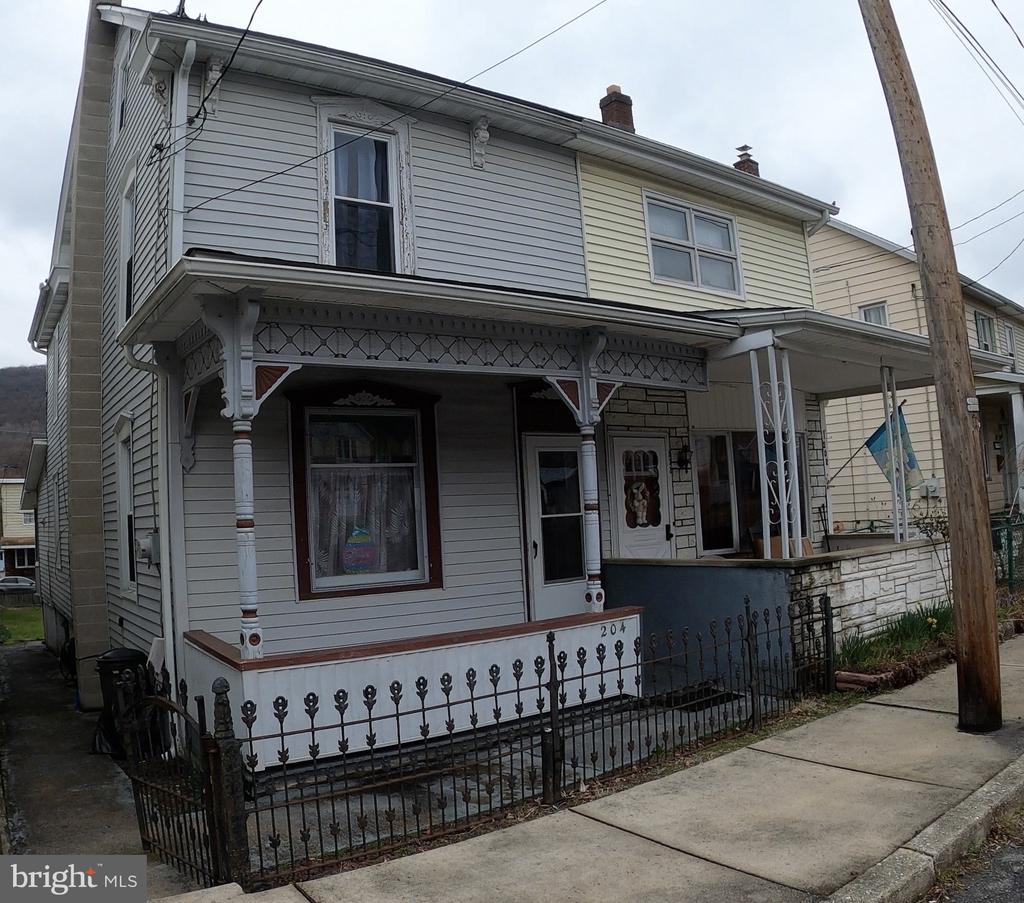 Coal St, Nesquehoning, PA 18240