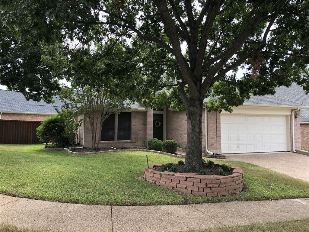 Folkstone Way, Bedford, TX 76021