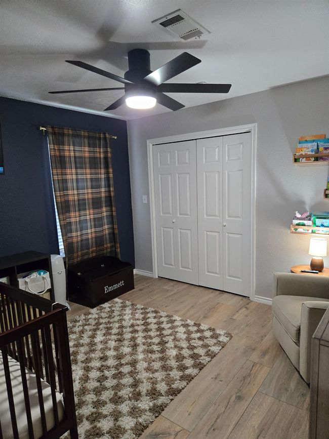 1001 Block St, House other with 2 bedrooms, 2 bathrooms and null parking in Port Neches TX | Image 9